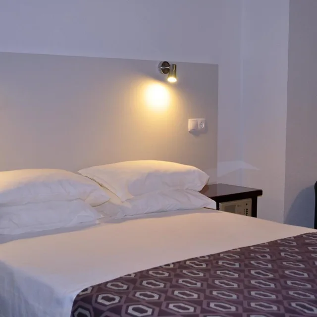 غرفة بسرير مزدوج، Brasa Hotel 6/9