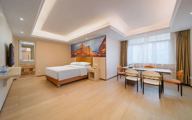 جناح ديلوكس بسرير كوين، Vienna 3 Best Hotel Shenzhen Guanlan Chinatown 1/1