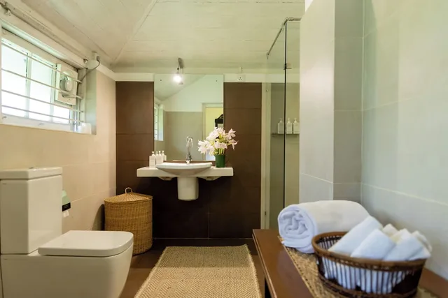 غرفة سوبيريور بسريرين منفصلين بإطلالة على الحديقة بغرفة نوم واحدة، Ferncliff Bungalow 6/6