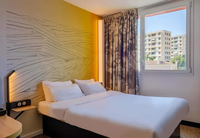 غرفة سوبيريور بسرير مزدوج، B&B HOTEL Nice Aeroport Arenas 1/5