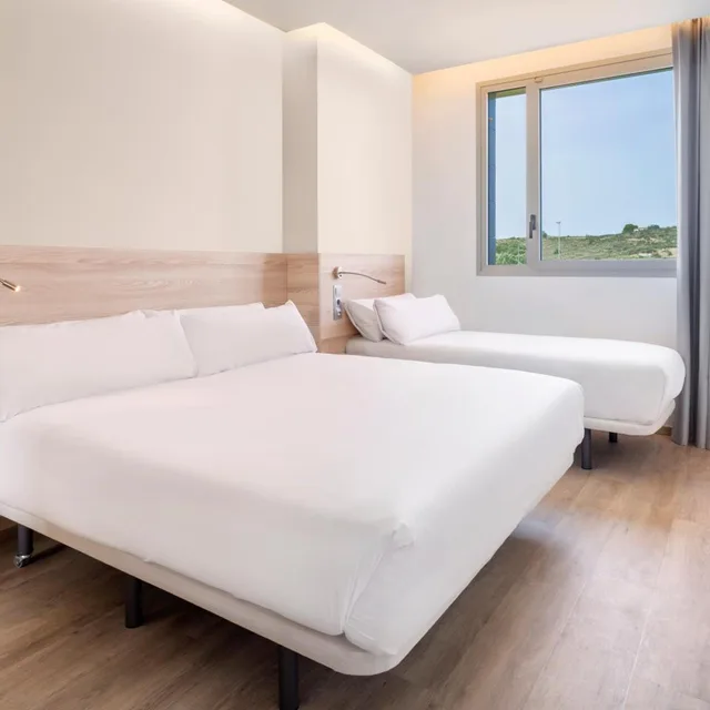 غرفة عائلية، B&B HOTEL Murcia 1/10