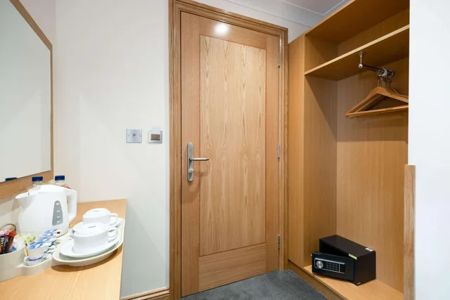 Superior, Double Bed, Comfort Inn Hyde Park 4/7