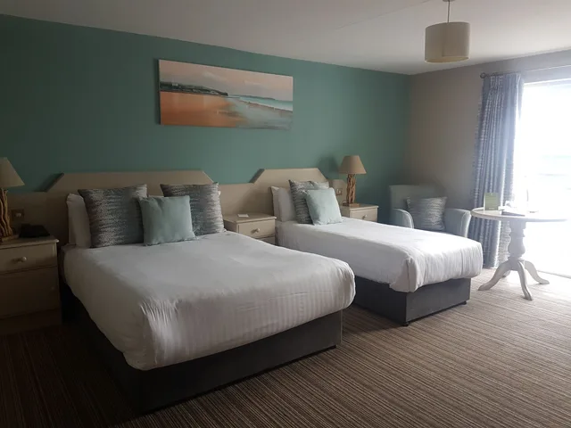 غرفة كلاسيكية بسرير مزدوج بشرفة، Causeway Hotel 1/5