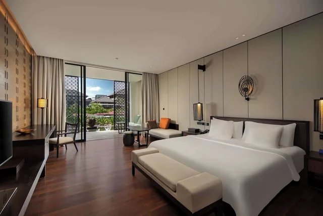 غرفة ديلوكس بسرير كينج بشرفة، Radisson Blu Bali Uluwatu 5/10