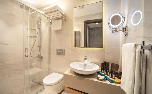 جناح بسرير مزدوج مع أريكة، Mula Hotel 8/8