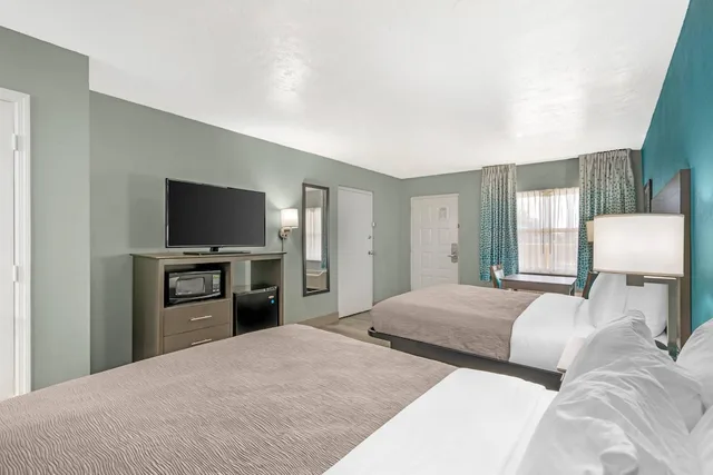 غرفة قياسية بسريرين كوين، Quality Inn Bradenton North I-75 4/10