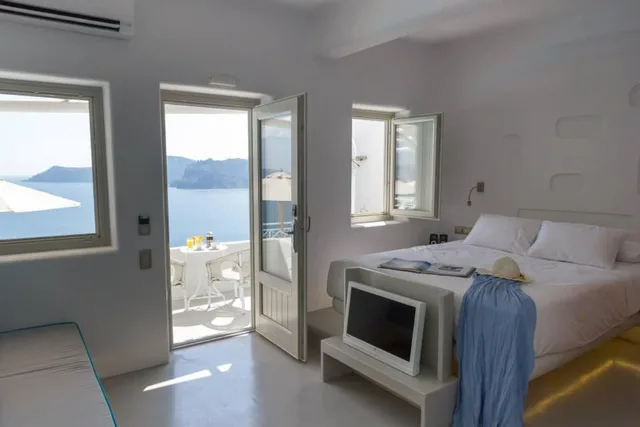Honeymoon, Suite, Caldera View, Outdoor Jetted Tub, La Perla Villas And Suites Adults Only 1/10
