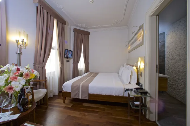 غرفة قياسية بسريرين منفصلين، TAXIM LOUNGE HOTEL 6/9