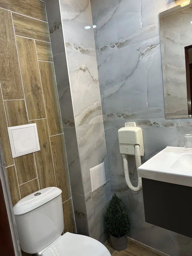 شقة بسريرين مزدوجين بإطلالة على الفناء بغرفتي نوم، Art Hotel 4/5