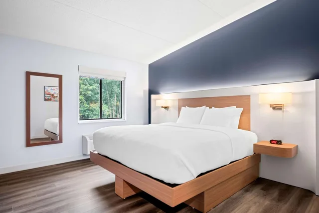 جناح بسرير كينج بمطبخ صغير، Best Western Niantic - New London/Mystic Area 1/5