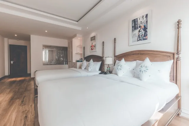 Elegant, Suite, 2 Queen Beds, City View، Alagon City Hotel and Spa 2/10