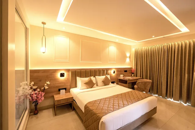 Arabica, Suite, King Bed، TGI STAR Holidays Yercaud 1/2