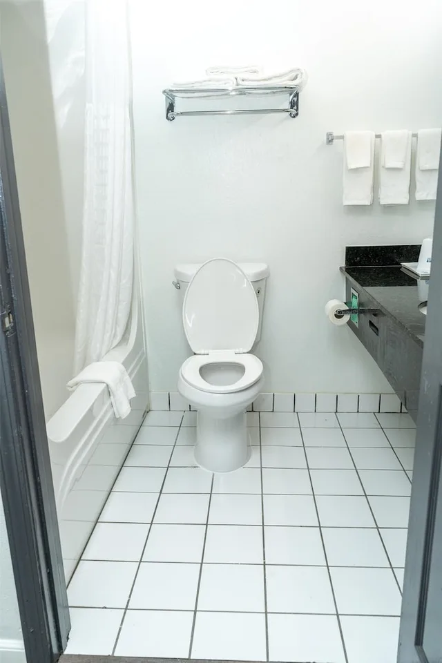 غرفة بسريرين كوين، OYO Townhouse Donaldsonville - Gonzale 5/5