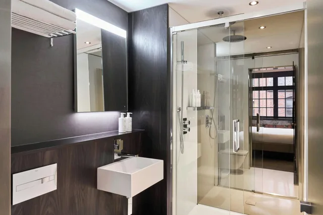 غرفة قياسية كبيرة، Bloc Hotel Birmingham 3/3