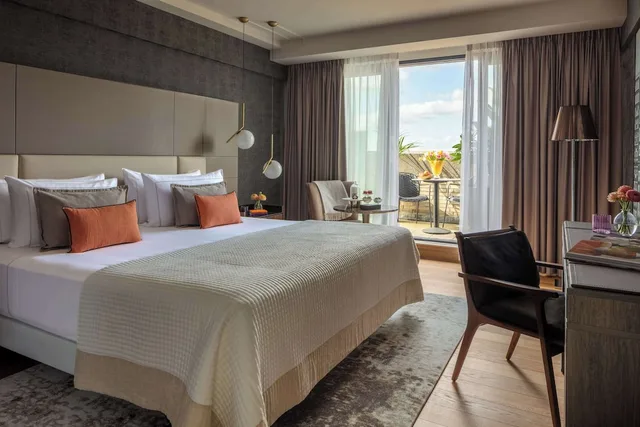 Roof Top, Executive, Twin Beds, with Extra Bed, Terrace، Anantara Grand Hotel Krasnapolsky Amsterdam 2/4