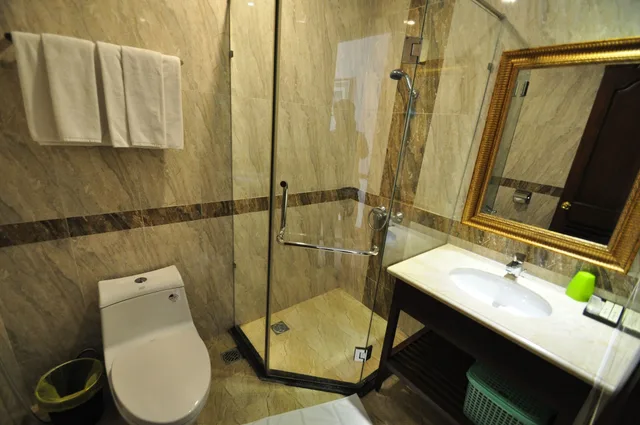 جناح بسرير مزدوج، Central Hotel and Residences 3/4