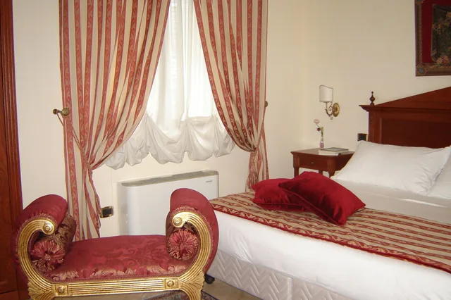 Superior, Double Bed, Hotel D Apos Angelo Palace 8/10