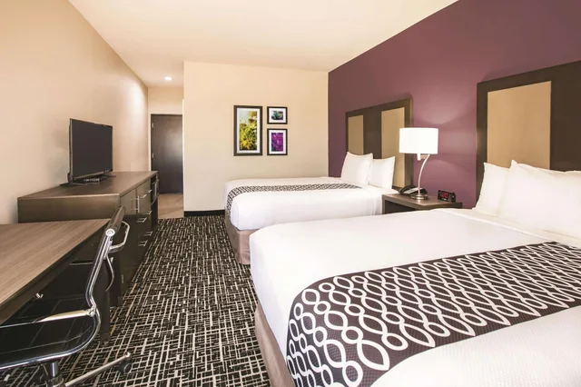 جناح، Quality Inn & Suites Colorado City, TX 3/4