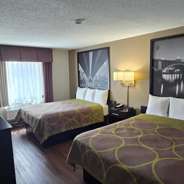 Suite, Queen Bed, Super 8 By Wyndham Rogers Minnesota 5/10