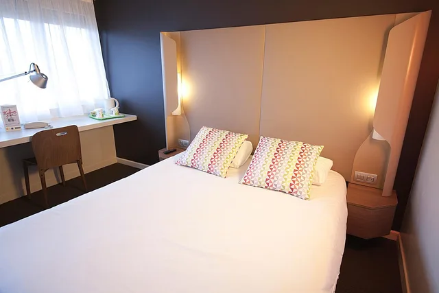 Room, Double Bed, Hotel Campanile Clermont Ferrand Sud - Aubiere 2/8