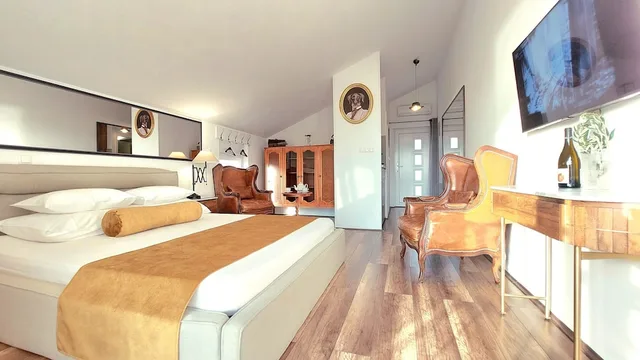 غرفة سوبيريور بسرير كوين بشرفة بإطلالة جزئية على البحر، Refresh Boutique Apartments 1/10