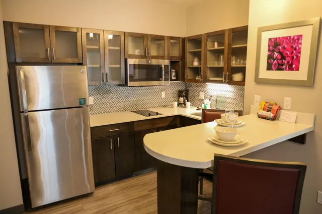 غرفة بسريرين كوين بغرفة نوم واحدة لذوي الإعاقة، STAYBRIDGE SUITES LAKE CHARLES 4/5
