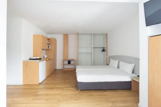 Studio, City Residence Access Strasbourg 1/4