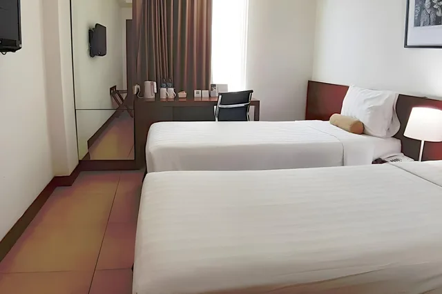 غرفة بزنس بسرير كينج، Park Hotel Jakarta 1/1