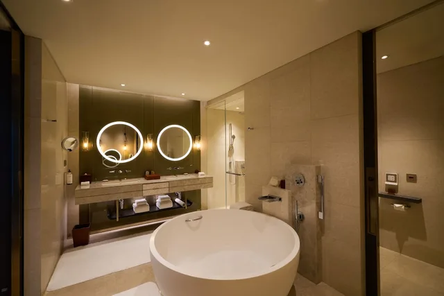 جناح بريميوم بسرير كينج بإطلالة على البحر، Grand Hyatt Jeju 2/2