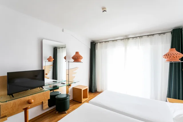 Twin or Double Room Plus، Hotel Ponta Delgada 4/10