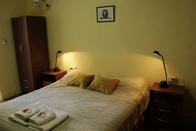 غرفة بسريرين منفصلين بحمام مشترك، Sabatico Travelers Hostel 1/1
