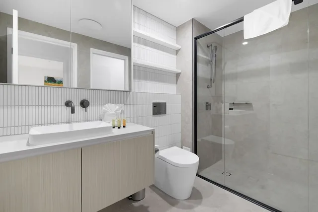 2 Bedrooms, Collection, Apartment, King and Twin Beds، The Peninsula at Hope Island 2/3