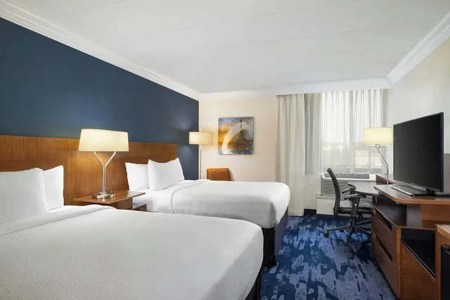 غرفة بسريرين مزدوجين لذوي الإعاقة، Fairfield by Marriott Inn & Suites Herndon Reston 2/3