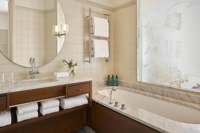 Dagmar, Master, Suite, Sea View، Diplomat Hotel 2/2