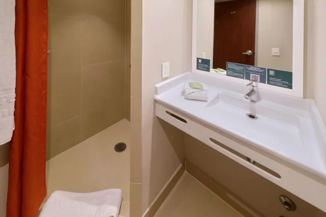 غرفة قياسية بسريرين منفصلين، City Express Junior by Marriott Tijuana Otay 6/7