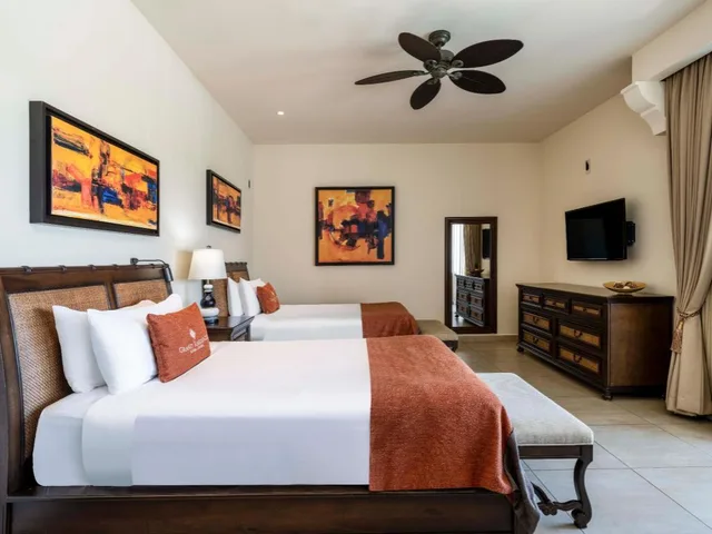 3 Bedrooms, Master, Suite, 2 Double Beds, 2 King Beds، Grand Residences Riviera Cancun All Inclusive 1/6