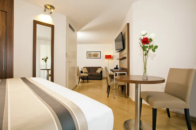 استوديو، Residhome Paris Massy 2/2