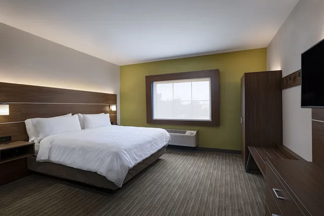 جناح بسرير كينج بمنطقة جلوس، Holiday Inn Express Hotel Suites Cedar Park Nw Austin 2/3