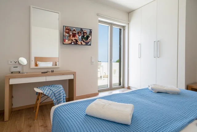 فيلا أساسية بسريرين منفصلين مع أريكة، Sofia Luxury Villas 7/10