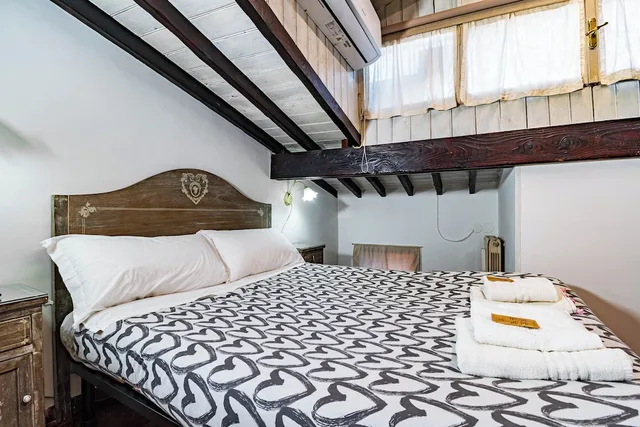 شقة بإطلالة على المدينة بغرفتي نوم، The House In Trastevere 2/10