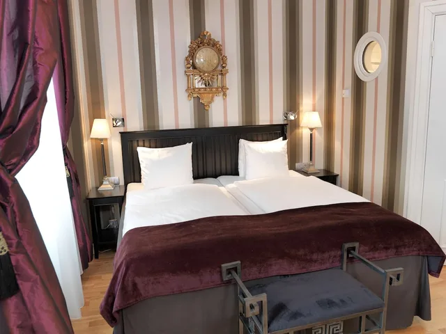 غرفة ديلوكس بسرير كوين، Hotel Kung Carl, Worldhotels Crafted 6/8