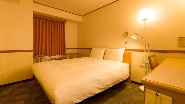 غرفة بسرير كوين للمدخنين، TOYOKO INN FUKUI EKIMAE 2/6