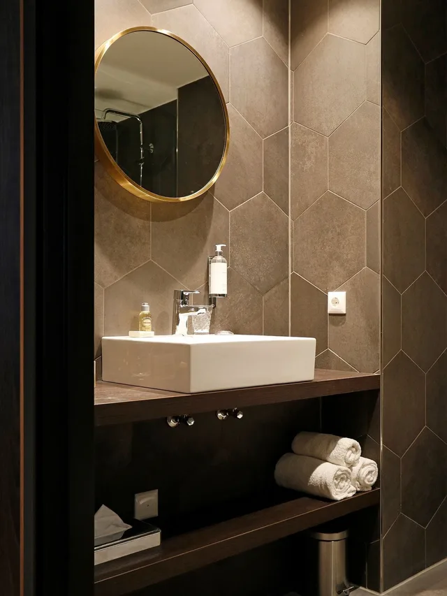 غرفة بسرير كينج بإطلالة على المدينة، The James Hotel Rotterdam 5/8