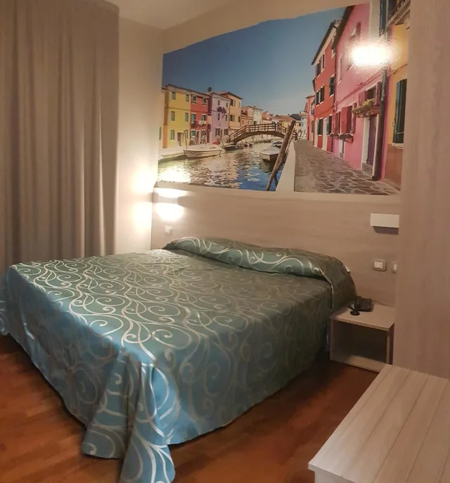 غرفة ثلاثية بسرير مزدوج وسرير فردي، Hotel Altieri 3/5