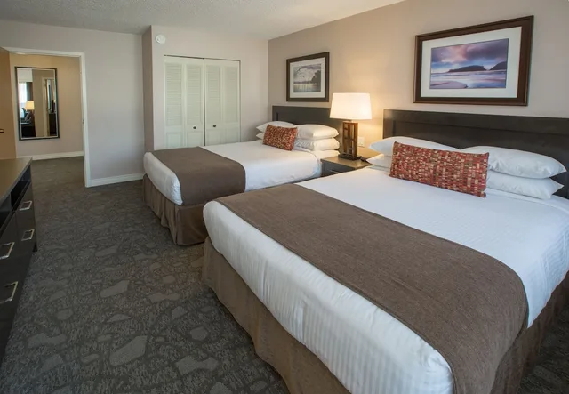 Signature, 2 Queen Beds, Embassy Inn 4/7