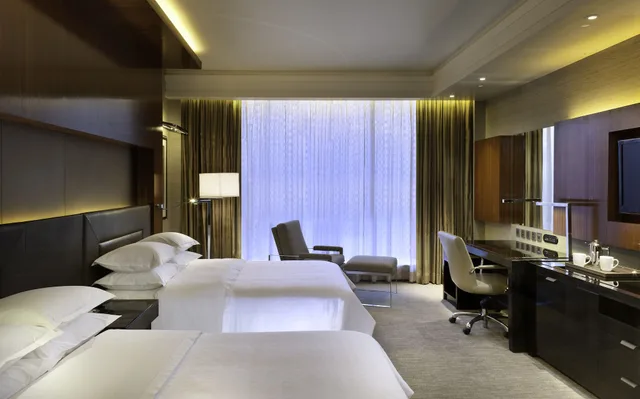 غرفة بسريرين كوين بإطلالة على المدينة، Sheraton Grand Bangalore Hotel At Brigade Gateway 3/8