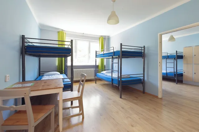 غرفة بأسرّة بطابقين بحمام مشترك، Patio Hostel 2/2