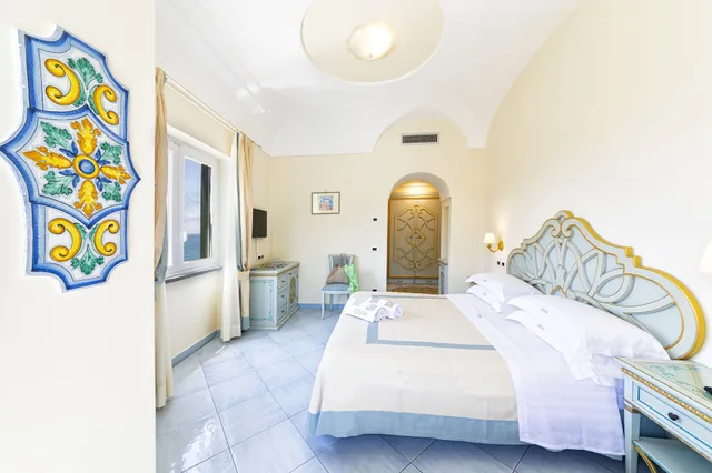 غرفة سوبيريور بسرير كوين بإطلالة على المتنزه، Hotel Tritone Resort And Spa 1/4