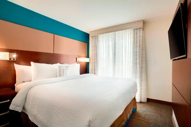 جناح بسرير كينج بغرفة نوم واحدة، Residence Inn Kingston 1/10