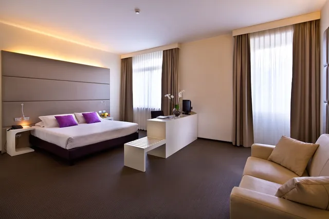 غرفة سوبيريور ثلاثية، HOTEL CENACOLO(formerly Ora Hotel Cenacolo) 2/3